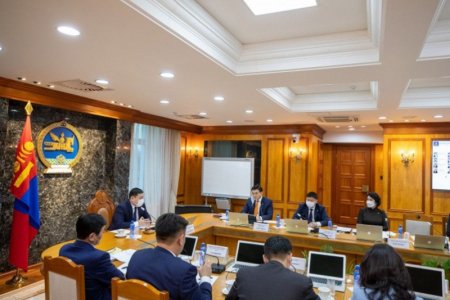 Нэн шаардлагатай ачааг зөөж буй тээврийн хэрэгслийг дараалал харгалзахгүй улсын хилээр нэвтрүүлнэ