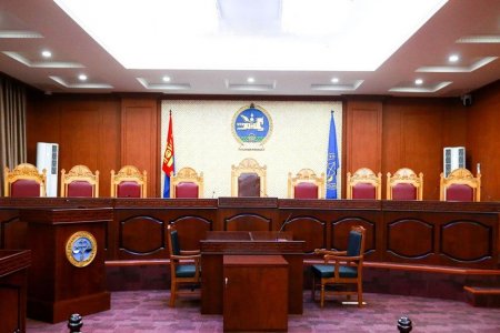 Үндсэн хуулийн цэцийн шийдвэрийг харах л үлдлээ