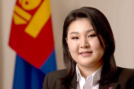 Ерөнхий сайдын зөвлөх Э.Болормааг Ховд аймгийн Засаг даргад нэр дэвшүүлжээ