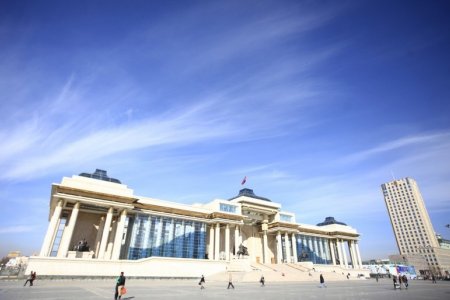 Төрийн ордныг иргэдэд нээлттэй болгох тогтоолыг байнгын хороогоор хэлэлцлээ