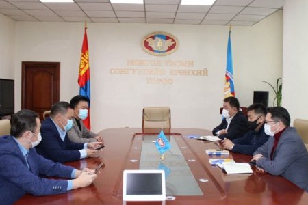 Сонгуулийн ерөнхий хорооны удирдлага Ардчилсан намын төлөөллийг хүлээн авч уулзлаа
