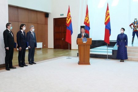 Х.Баттулга: Эдийн засгаас ангид аюулгүй байдал гэж үгүй, аюулгүй байдлаас ангид эдийн засаг гэж байхгүй