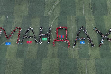 МАНДАХ ИХ СУРГУУЛИЙН ҮҮСГЭН БАЙГУУЛАГЧ Б.САНДАГСҮРЭНГИЙН НЭРЭМЖИТ 6 ТӨРӨЛТ СПОРТЫН НААДАМ ЗОХИОН БАЙГУУЛАГДЛАА