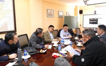 ХӨДӨЛМӨРИЙН СОНИРХЛЫН МАРГААНД ЗУУЧЛАГЧ ТОМИЛОГДОН АЖИЛЛАЖ БАЙНА