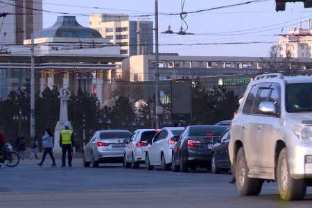 Иргэд: Танил талаараа дамжуулан үнэмлэх гаргадаг учраас жолооч нарын ур чадвар сайжрахгүй байна