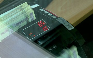 Иргэдийн санхүүгийн мэдлэг дутмаг байдлаас шалтгаалж мөнгө хүүлэгчид зээлийн хүүг өндөр тогтоож байна