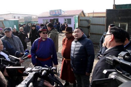 Г.Занданшатар: Ард түмний минь гар дулаан, сэтгэл дүүрэн байх ёстой