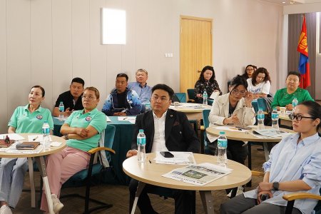 “ХӨДӨЛМӨРЛӨХ ЭРХИЙН МАРГААН ТАСЛАХ КОМИСС”-ЫН ГИШҮҮДИЙГ ЧАДАВХЖУУЛАХ СУРГАЛТ ЗОХИОН БАЙГУУЛАВ