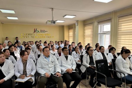 ЭРҮҮЛ МЭНДИЙН БОДЛОГО, ЦААШДЫН ЧИГЛЭЛ СУРГАЛТ ХЭЛЭЛЦҮҮЛЭГ 2025.11.05 ӨДӨР БОЛЖ ӨНДӨРЛӨЛӨӨ. 