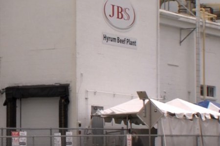 Дэлхийн хамгийн том мах боловсруулах үйлдвэрийн “JBS” компани цахим халдлагад өртжээ