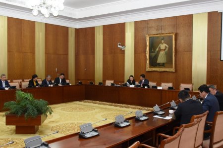 Үй олноор хөнөөх зэвсэг дэлгэрүүлэх болон терроризмтой тэмцэх тухай хуулийн төслийн эцсийн хэлэлцүүлгийг хийлээ