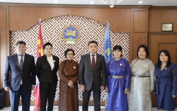 ЗАРИМ БАГШ НАРТ ТӨРИЙН ДЭЭД ОДОН, МЕДАЛЬ ГАРДУУЛАВ