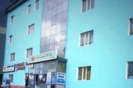 Шөнийн захын ХААН банкинд зэвсэглэсэн этгээдүүд халджээ