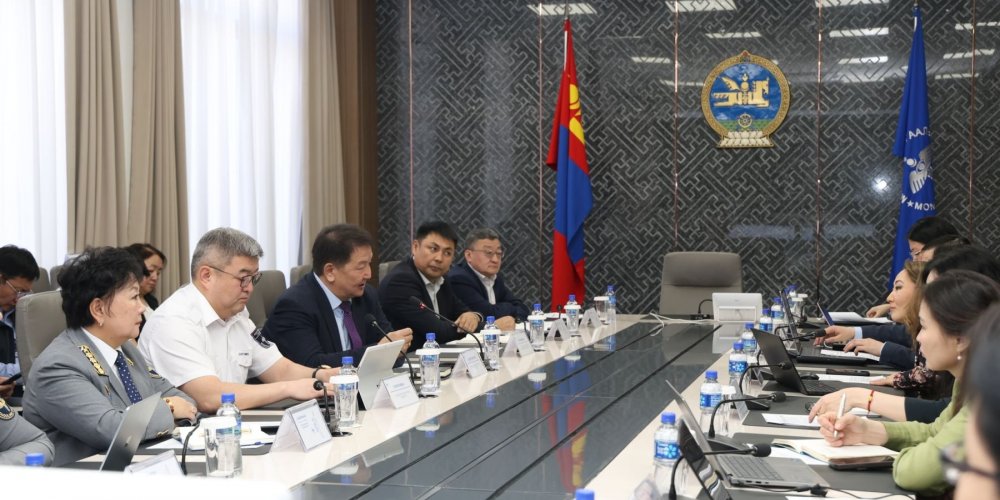 Худалдааг хөнгөвчлөх, хамтын ажиллагааг эрчимжүүлэхээр тохиров