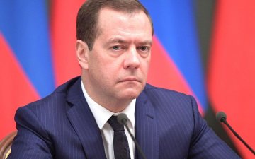 Дмитрий Медведев Оросын байгалийн хийг Баруун Европ руу өндөр үнээр нийлүүлнэ хэмээн сүрдүүлжээ