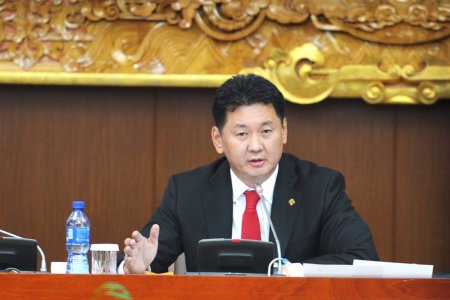 У.Хүрэлсүх: Хөдөө орон нутагт явуулын амбулаторийн үйлчилгээ бий болгоно