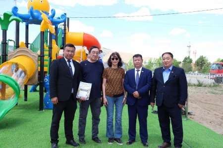 ХҮҮХЭД, ЗАЛУУЧУУДЫН ЦЭЦЭРЛЭГТ ХҮРЭЭЛЭНД 31.8 САЯ ТӨГРӨГИЙН ИЖ БҮРЭН ТОГЛООМ ХАНДИВЛАЛАА.