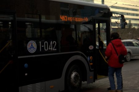 Автобусны шинэ чиглэлээр иргэд 2-3 автобус дамжиж, хотын төв рүү ажил, сургуульдаа ирэх болж байна