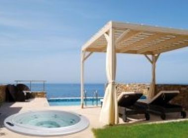 IN-GROUND RESIDENTIAL SPA