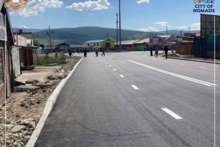 Улиастайн хуучин эцсээс Гачуурт хүртэлх замыг хучив