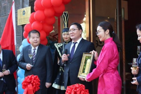 Шанхай хотод суух ерөнхий консулын газрын нээлтийн ажиллагаа болов