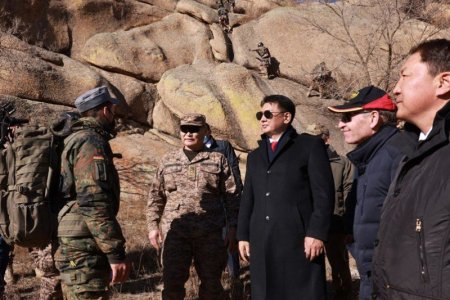 Монгол Улс, ХБНГУ-ын Зэвсэгт хүчний хамтарсан Уулын явган цэргийн сургалтын үйл ажиллагаатай танилцлаа