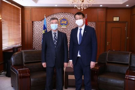 Education Minister meets Ambassador of Russia