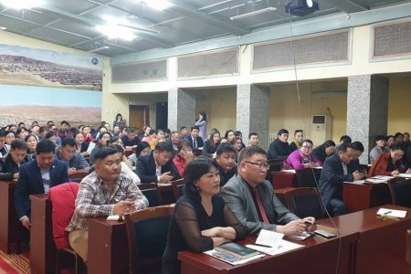 “Эрдэнэс-Тавантолгой” ХК-ийн ажилтнууд Өвөрхангай, Баянхонгор аймагт ажиллаж байна