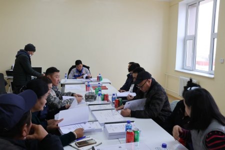 ЭРҮҮЛ МЭНДИЙН ТӨВИЙН БАРИЛГЫГ УЛСЫН КОМИСС ХҮЛЭЭН АВЛАА.