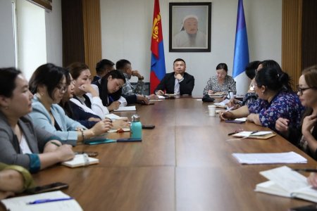 БАЙГУУЛЛАГЫН ДАРГА, ЭРХЛЭГЧ НАРЫН ЭЭЛЖИТ ХУРАЛ БОЛЛОО.