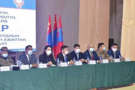 Хууль зүй, дотоод хэргийн сайд Х.Нямбаатар Баян-Өлгий аймагт ажиллаж байна