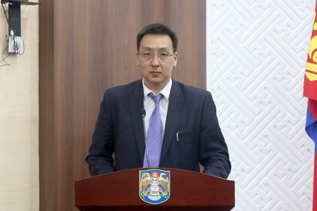 Баянзүрх дүүргийн Засаг даргын үүрэг гүйцэтгэгч Т.Баясах мэдээлэл хийв