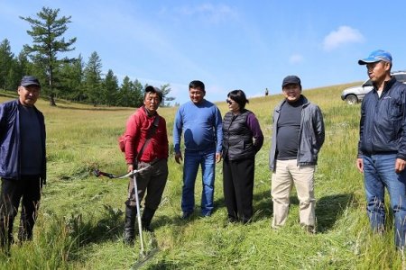 ХХААХҮ-ийн дэд сайд Ж.Сауле Хөвсгөл аймагт ажиллав