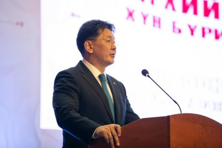 Хүчирхийллийн эсрэг хүн бүрийн хүчин чармайлтыг нэгтгэх санаачилга гаргаж байгаад Ерөнхий сайд талархал илэрхийллээ