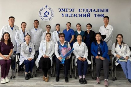 “Эрүүл, идэвхтэй насжилт” аяны хүрээнд хүндэтгэлийн лекц, уулзалт ярилцлага боллоо