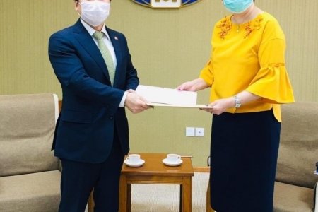 Баярын утас солилцов