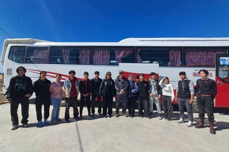 Хүүхдүүд маань дадлагаа хийхээр явлаа. Их зүйлийг сураад ирээрэй.