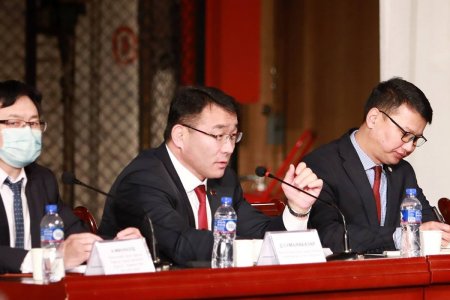 Д.Сумъяабазар: Хууль, эрх зүйгээ сайжруулснаар хотын тулгамдсан асуудлаа шийдвэрлэж чадна