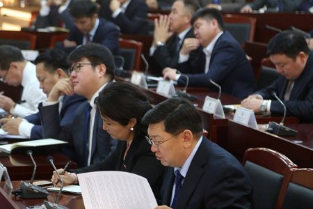 Явган хүний зам, гарц чөлөөлөх ажлыг эрчимжүүлэхийг үүрэг болголоо