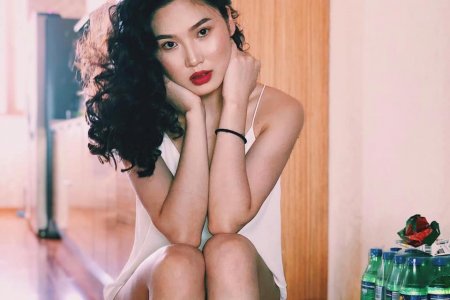 Халуухан “Тогосоо” буюу залуу жүжигчин Д. Хулан