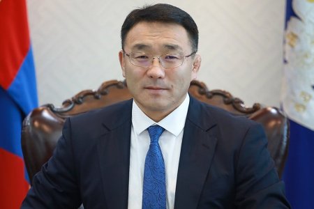 ЦАГААН НӨМРӨГТ БААТРУУДДАА ОЛОН УЛСЫН ЭМЧ НАРЫН БАЯРЫН МЭНД ДЭВШҮҮЛЬЕ