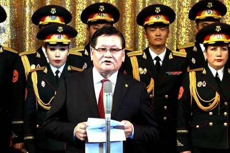 Монгол Улсын Шадар сайд Ө.Энхтүвшин Төрийн хүндэтгэлийн концертыг нээж үг хэллээ