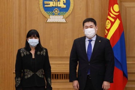ЕРӨНХИЙ САЙД Л.ОЮУН-ЭРДЭНЭ БҮГД НАЙРАМДАХ УНГАР УЛСААС МОНГОЛ УЛСАД СУУГАА ЭЛЧИН САЙД БОРБАЛА ОБРУШАНСКИГ ХҮЛЭЭН АВЧ УУЛЗАВ