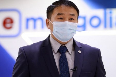 Б.Ууганбат: Харшил болон архаг суурь өвчтэй иргэдийг нарийн мэргэжлийн эмчийн хяналтад дархлаажуулна