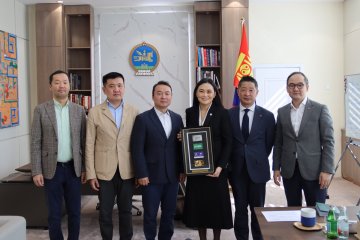 Chinbat Nomin, Minister of Digital Development, Innovation and Communications, held a meeting with members of the MICOA