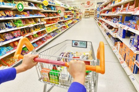 Худалдаа, үйлчилгээний зарим байгууллагын ажиллах цагийн хуваарьт өөрчлөлт оруулжээ