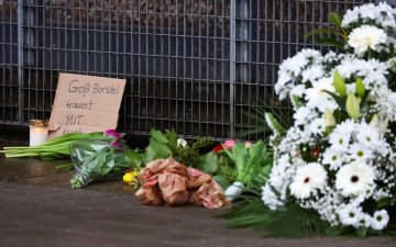 Германы Жеховагийн гэрчүүдийн сүмд гарсан зэвсэгт халдлага нь хувийн таарамжгүй харилцаанаас үүдэлтэй байж болзошгүй