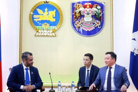 “JCI” байгууллагын ерөнхийлөгч Архенис Ангулог хүлээн авч уулзлаа