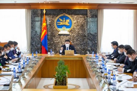 Иргэдийн эрүүл мэндийг хамгаалж, эдийн засгаа сэргээхэд 10 их наяд төгрөг зарцуулна