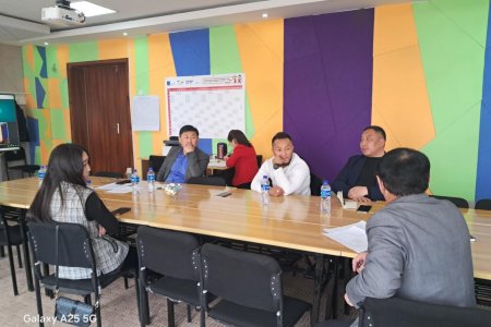 Говь-Алтай аймаг дахь Мэргэжлийн Боловсролын Сургуулийн удирдах зөвлөл хуралдлаа.